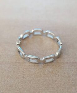 ANILLO DE ACERO ALIANZA TIPO ESLABÓN.