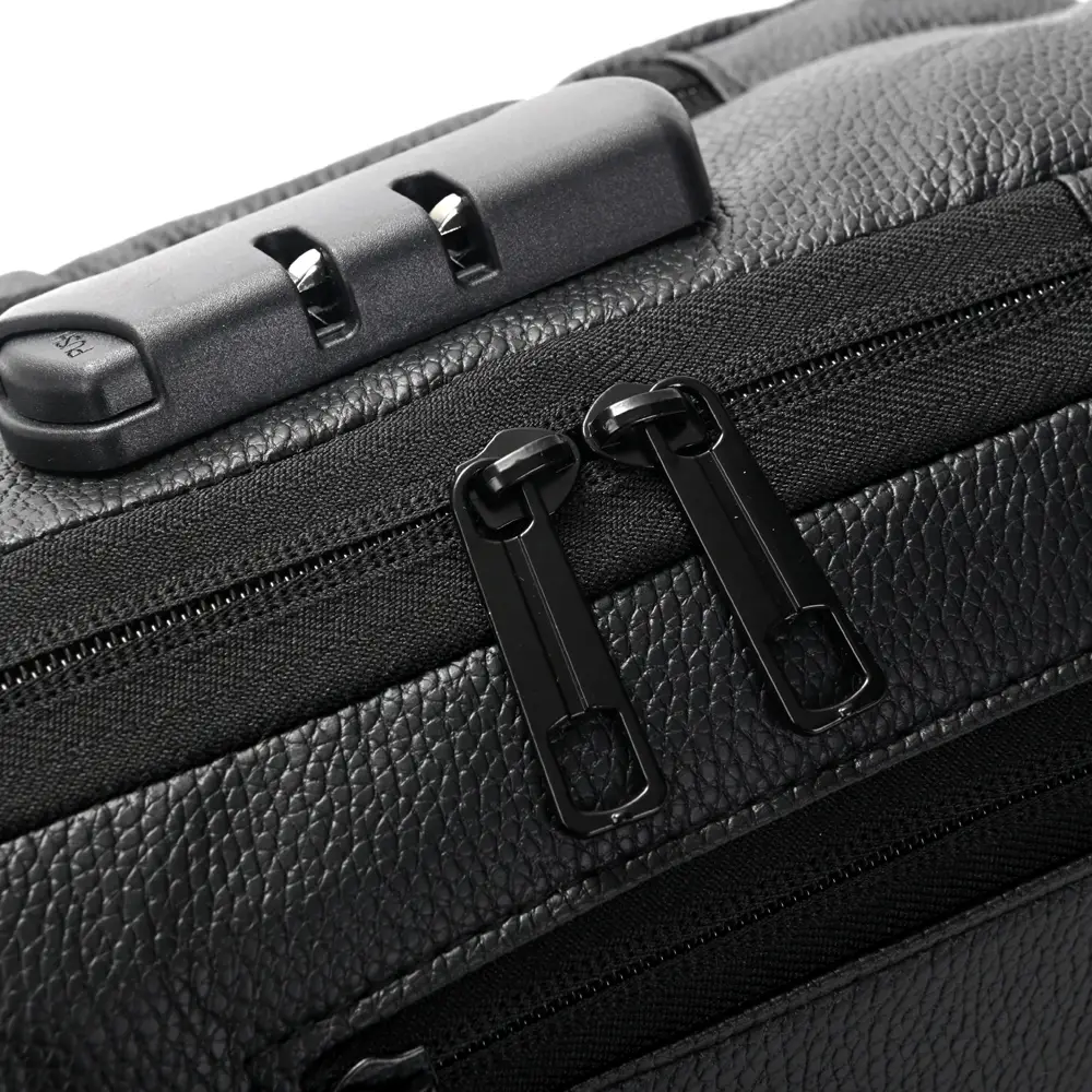 Morral Sling con cerradura y USB PU graneado 32x18x10cm bolsillo horizontal x 1u - Imagen 4