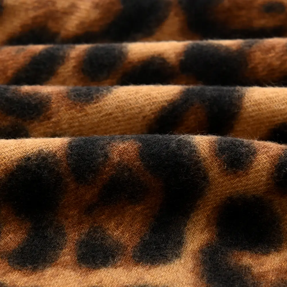Bufanda Skora animal print 70x180cm x1u - Imagen 3