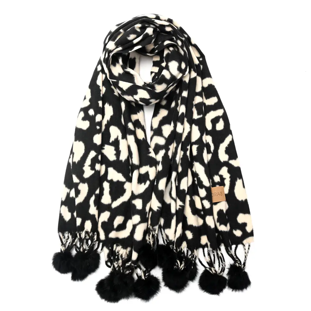 Bufanda Skora animal print con pompones 68x172cm - Imagen 2