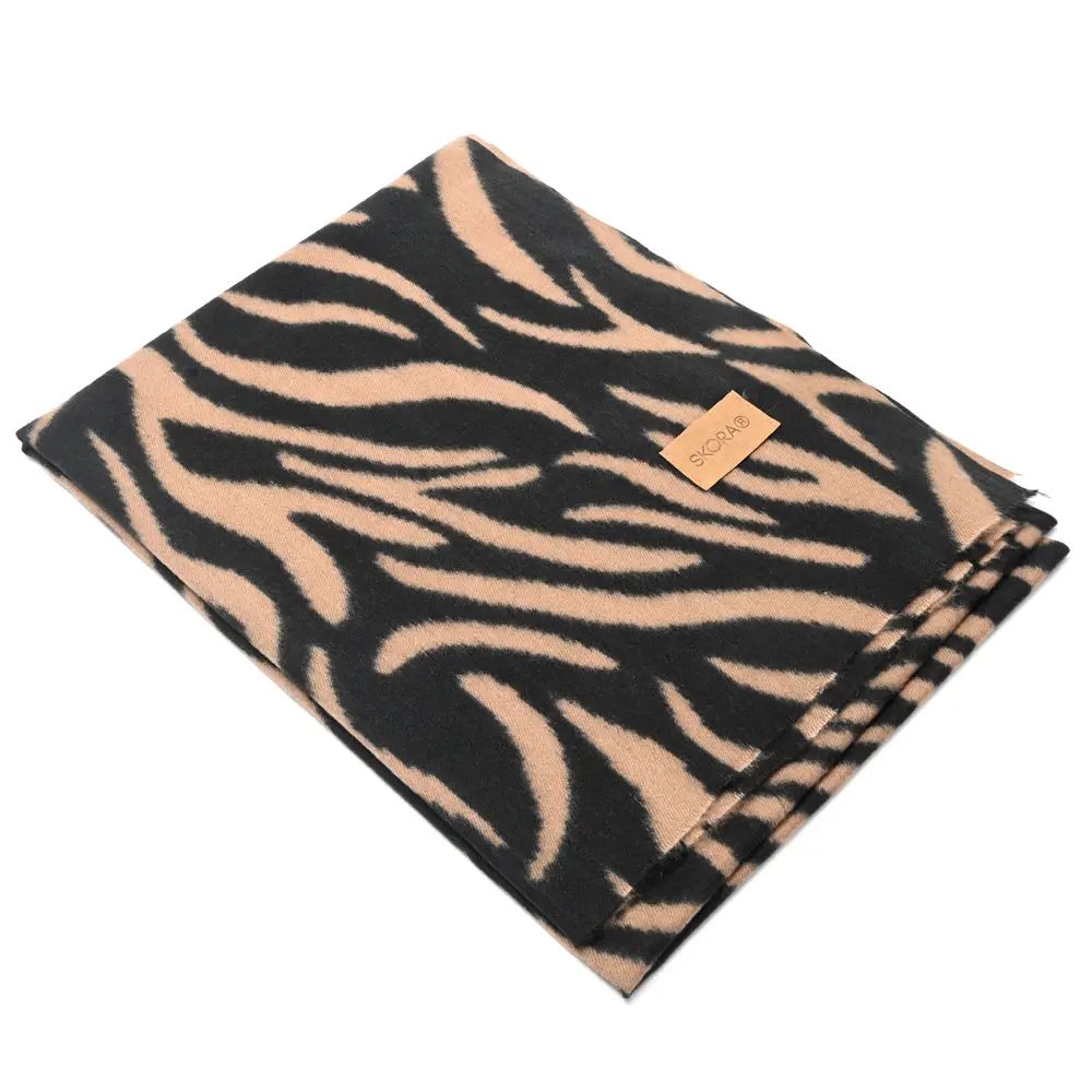 Bufanda Skora animal print 69x170cm - Imagen 3