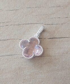DIJE LAMINADO EN PLATA VAN CLEEF CUBIK COLOR ROSA Y DROP CON CUBIK  . TAMAÑO 15 MM