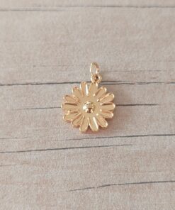 DIJE DE ACERO DORADO MARGARITA 14 MM