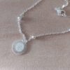 COLGANTE DE ACERO BLANCO ESPEJITO 0.4 CON BOLITAS 4 MM INTERCALADAS Y DIJE FILIGRANADO LIVIANO SAN BENITO