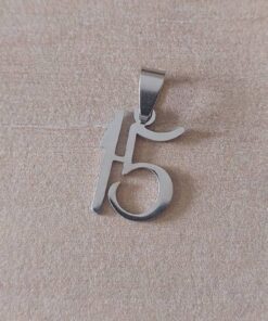 DIJE DE ACERO 15 AÑOS. TAMAÑO 15 X 20 MM.