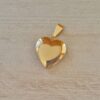 DIJE DE ACERO DORADO RELICARIO CORAZÓN LISO. TAMAÑO 20 MM