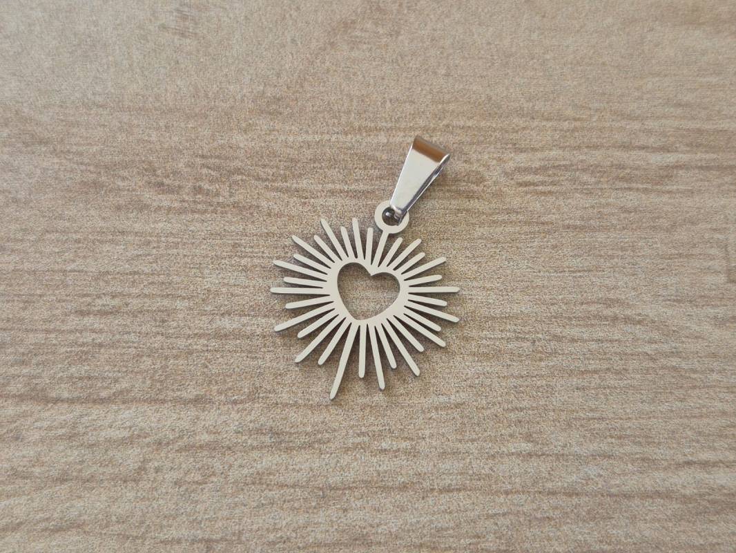 DIJE DE ACERO SAGRADO CORAZON. TAMAÑO 17 MM