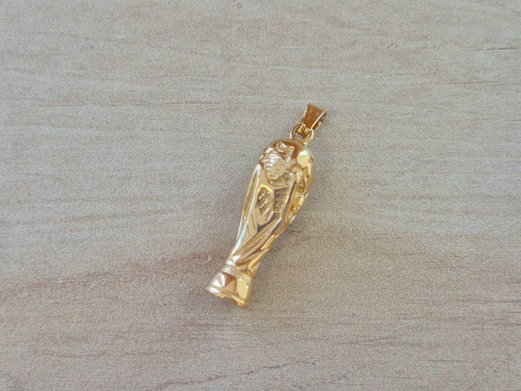 DIJE DE ACERO DORADO COPA DEL MUNDO 10 X 30 MM