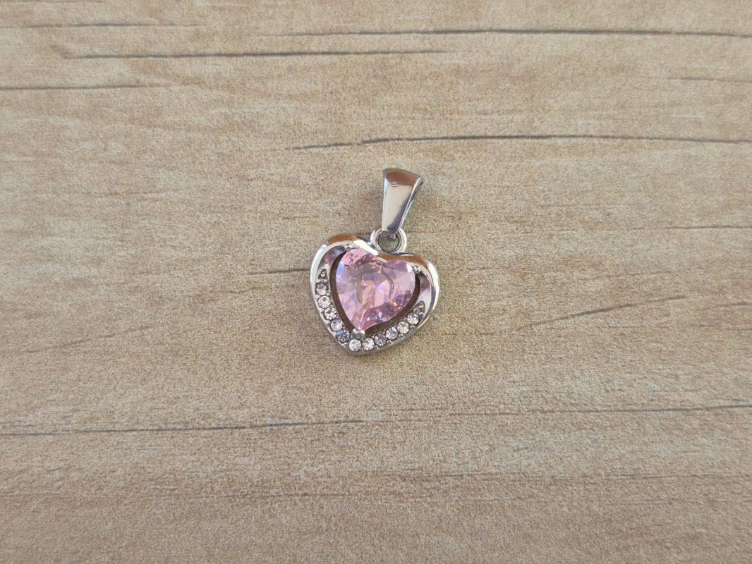 DIJE DE ACERO CORAZON CUBIK ROSA Y STRASS. MEDIDA 13 MM