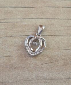 DIJE DE ACERO CORAZON 3D CON STRASS . MEDIDA 15 MM