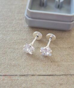ABRIDOR PLATA  STRASS CUADRADO 4 MM