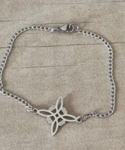 PULSERA DE ACERO ESLABÓN GRUMET CON CENTRO NUDO DE BRUJA. LARGO 18,5 CM