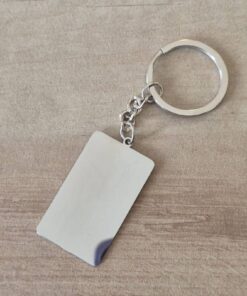 LLAVERO DE ACERO CON DIJE RECTANGULAR PARA GRABAR 25 X 42 MM (1 MM ESPESOR) PULIDO UNA CARA. LARGO TOTAL 100 MM
