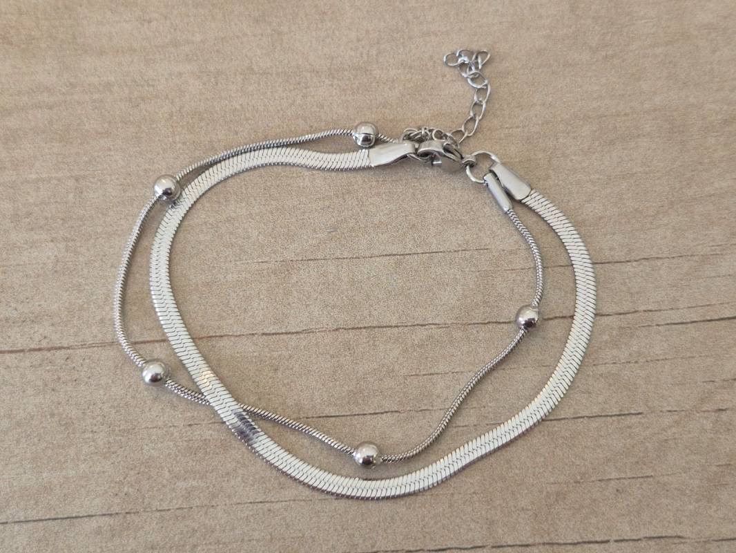 PULSERA DE ACERO VÍBORA CHATA COMBINADA CON CLAPTON CON BOLITA. LARGO 19 CM + EXT. 4,5 CM.