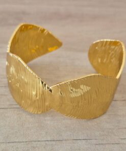 PULSERA DE ACERO DORADO ESCLAVA ABIERTA TRABAJADA