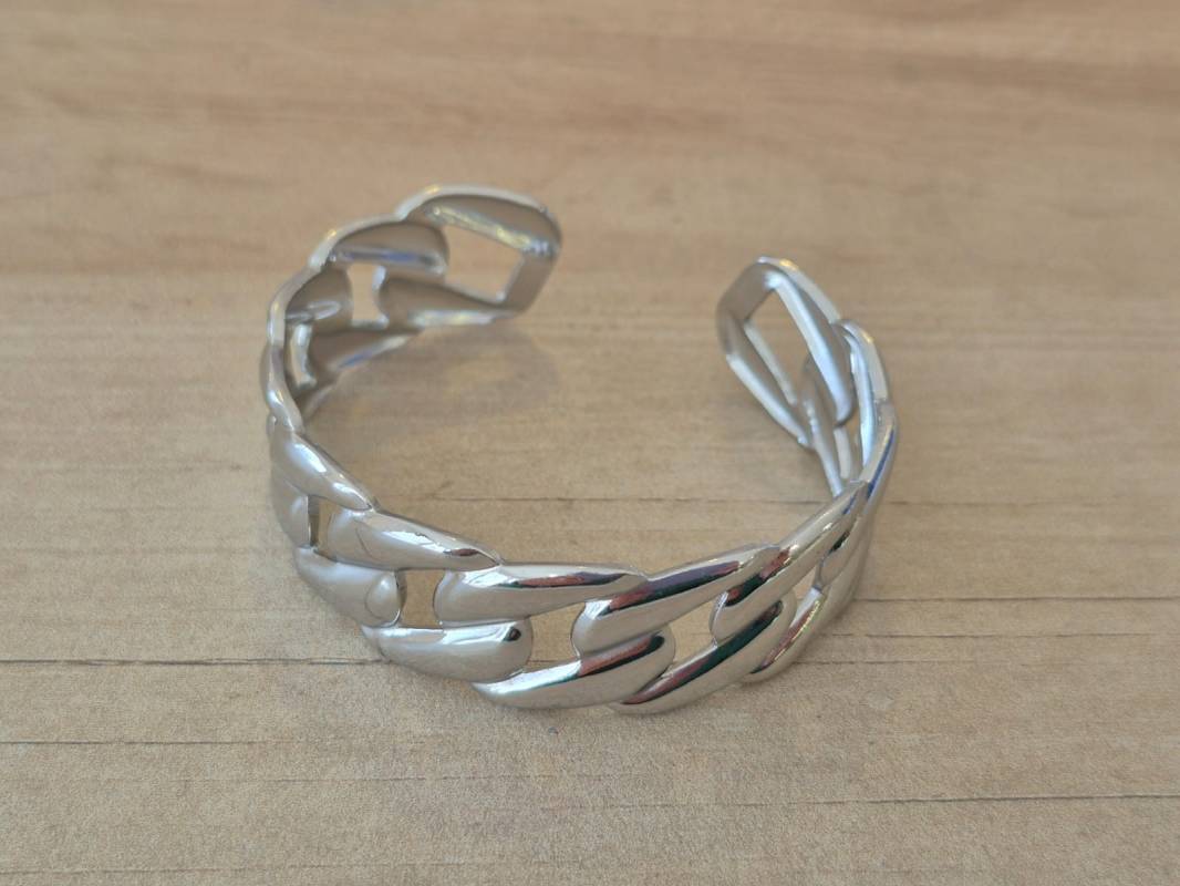 PULSERA DE ACERO ESCLAVA ABIERTA TRABAJADA