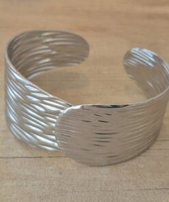 PULSERA DE ACERO ESCLAVA ABIERTA TRABAJADA