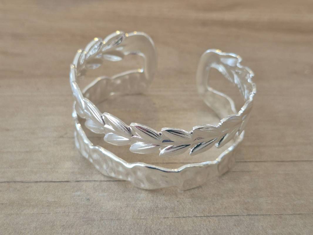 PULSERA DE ACERO BLANCO ESCLAVA ABIERTA