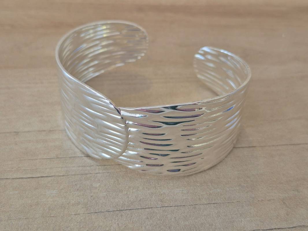 PULSERA DE ACERO BLANCO ESCLAVA ABIERTA