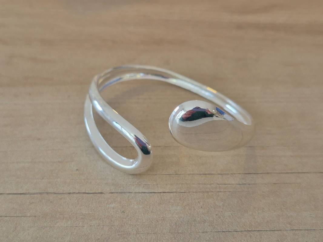 PULSERA DE ACERO BLANCO ESCLAVA ABIERTA