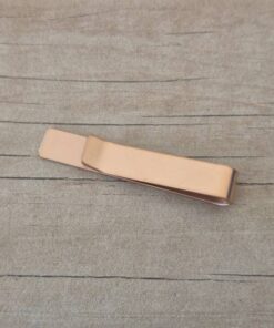 TRABACORBATA LISO DE ACERO ROSÉ, APTO PARA GRABAR. MEDIDAS 8 X 45 MM