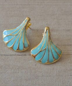ARO DE ACERO DORADO HOJA ESMALTADA EN AQUA. TAMAÑO 24 X 26 MM