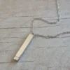 COLGANTE DE ACERO CADENA ESLABÓN ESPEJITO 0.4 CON BARRA 25 MM DESLIZANTE PARA GRABAR MENSAJE SECRETO. LARGO 45 + 5 CM EXT.