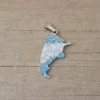 DIJE DE ACERO REPUBLICA ARGENTINA ESMALTADA CELESTE Y BLANCA. 17 X 28 MM