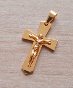 DIJE DE ACERO DORADO CRUZ CON CRISTO 22 X 35 MM