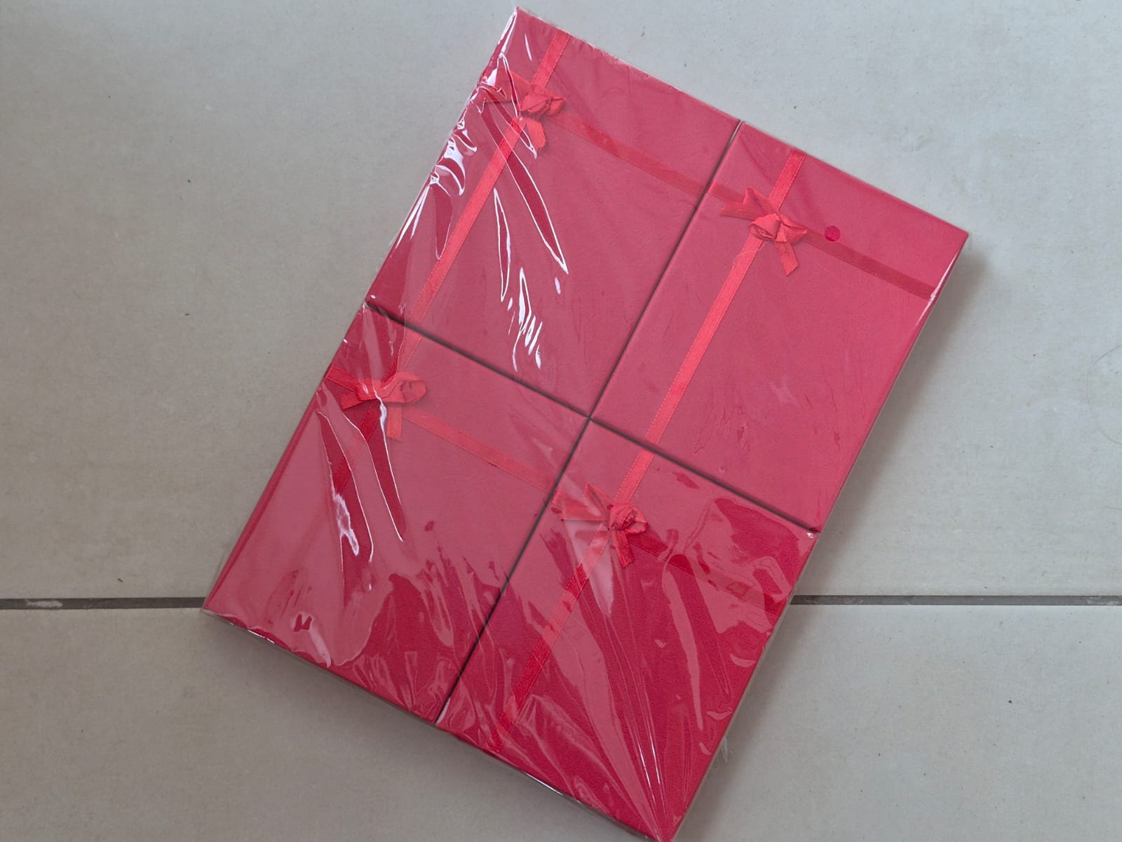 ESTUCHE PARA CONJUNTO 12 X 16 CM COLOR BORDO. PACK X 4 UNIDADES - Imagen 2